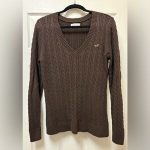 Hollister Women’s XL V-Neck Cable Knit Brown Sweater
